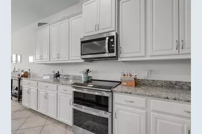 3271 Baravaldo Cir, Cape Coral, FL 33909 - Photo 15