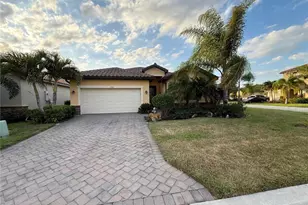 12963 Pemberton Wy, Fort Myers, FL 33913 - Photo 3