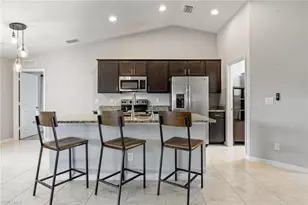 2816 NW 27th St, Cape Coral, FL 33993 - Photo 9