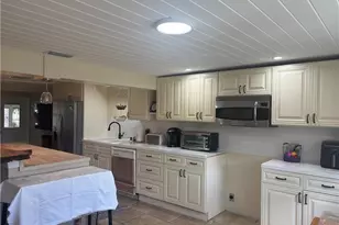 10921 Shirley Ln, North Fort Myers, FL 33917 - Photo 7