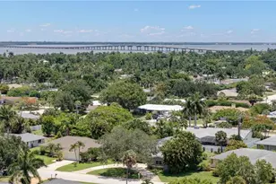 1347 Oaklawn Ct, Fort Myers, FL 33919 - Photo 35