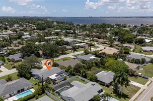 1347 Oaklawn Ct, Fort Myers, FL 33919 - Photo 33