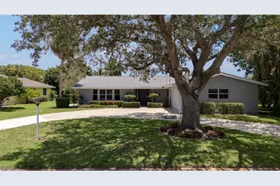 1347 Oaklawn Ct, Fort Myers, FL 33919 - Photo 1