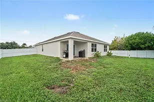 2045 NW 7th St, Cape Coral, FL 33993 - Photo 23