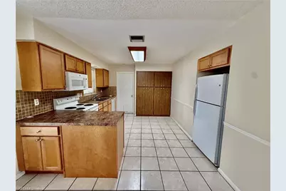 706 E 3rd St, Lehigh Acres, FL 33936 - Photo 7