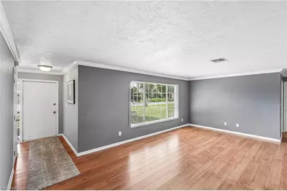 2206 SE 10th Pl, Cape Coral, FL 33990 - Photo 5