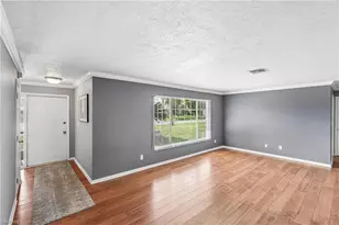 2206 SE 10th Pl, Cape Coral, FL 33990 - Photo 5