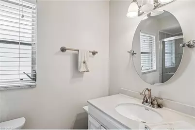 2206 SE 10th Pl, Cape Coral, FL 33990 - Photo 17