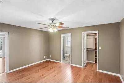 2206 SE 10th Pl, Cape Coral, FL 33990 - Photo 15