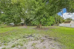 1130 Travis Ave, North Fort Myers, FL 33903 - Photo 19