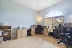 1605 SW 28th St, Cape Coral, FL 33914 - Photo 17