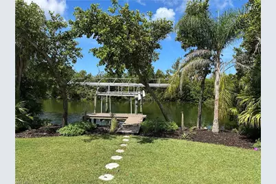 7150 Cobiac Dr, Saint James City, FL 33956 - Photo 11