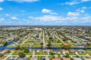 615 SE 19th Ct, Cape Coral, FL 33990 - Photo 43