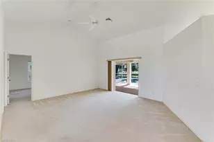 615 SE 19th Ct, Cape Coral, FL 33990 - Photo 17
