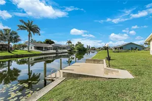 615 SE 19th Ct, Cape Coral, FL 33990 - Photo 37