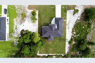 3508 29th St SW, Lehigh Acres, FL 33976 - Photo 3