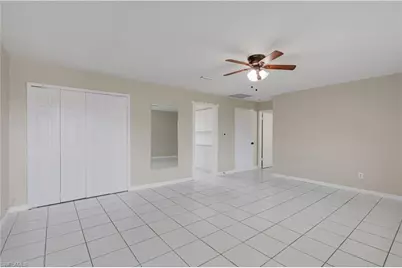 2927 SE 15th Pl #4, Cape Coral, FL 33904 - Photo 5