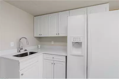 2927 SE 15th Pl #4, Cape Coral, FL 33904 - Photo 13