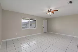 2927 SE 15th Pl, Cape Coral, FL 33904 - Photo 9