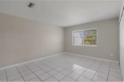 2927 SE 15th Pl #4, Cape Coral, FL 33904 - Photo 3
