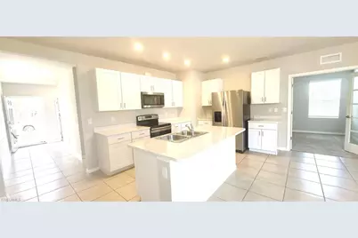 18540 Cronin Sand Ln, North Fort Myers, FL 33917 - Photo 3