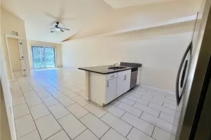 1044 NE 8th Pl, Cape Coral, FL 33909 - Photo 7
