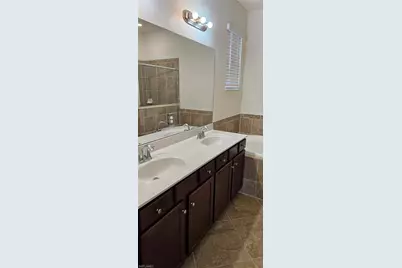 14312 Vindel Cir, Fort Myers, FL 33905 - Photo 9