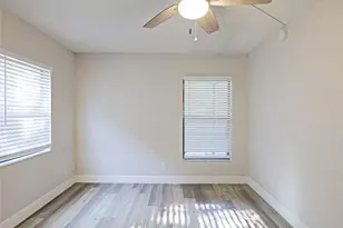 5305 Summerlin Rd, Fort Myers, FL 33919 - Photo 5