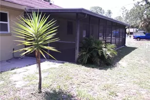 426 Hamilton Ave, Lehigh Acres, FL 33972 - Photo 3
