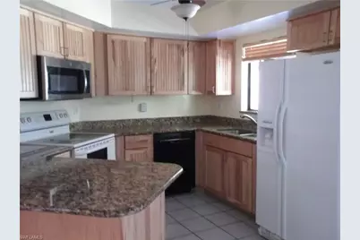 426 Hamilton Ave, Lehigh Acres, FL 33972 - Photo 9