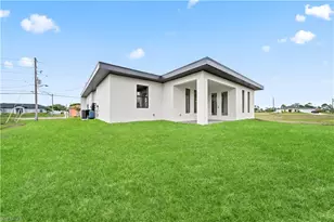3814 W Gator Cir, Cape Coral, FL 33909 - Photo 25