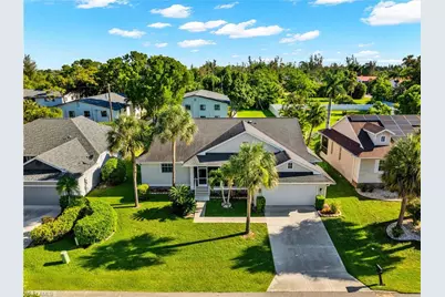 7894 Sandel Wood Cir W, Fort Myers, FL 33908 - Photo 3