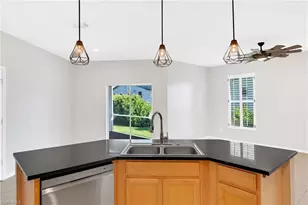 7894 Sandelwood Cir W, Fort Myers, FL 33908 - Photo 19