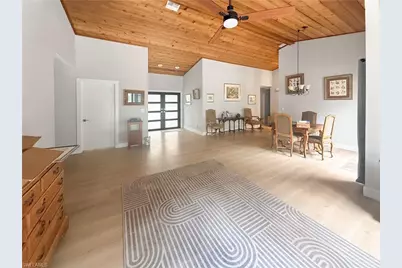 12446 McGregor Woods Cir, Fort Myers, FL 33908 - Photo 13