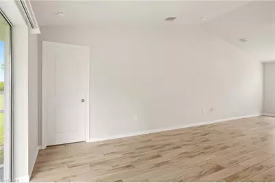 1024 NE 33rd Ln, Cape Coral, FL 33909 - Photo 13