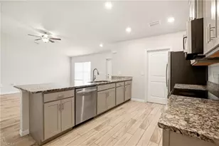 1024 NE 33rd Ln, Cape Coral, FL 33909 - Photo 17