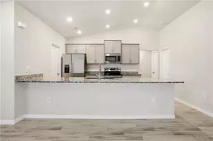 1024 NE 33rd Ln, Cape Coral, FL 33909 - Photo 15