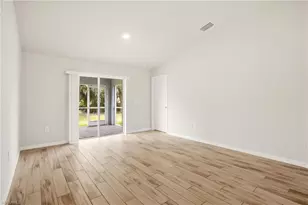 1024 NE 33rd Ln, Cape Coral, FL 33909 - Photo 11