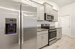 1024 NE 33rd Ln, Cape Coral, FL 33909 - Photo 19