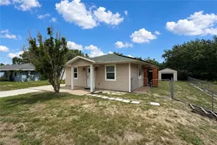 2510 66th St W, Lehigh Acres, FL 33971 - Photo 25