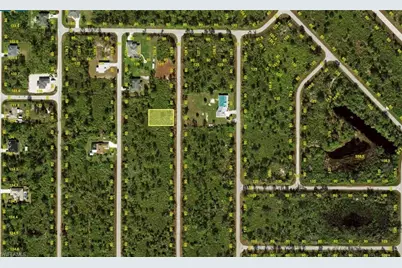 3135 Dwyer St, Port Charlotte, FL 33981 - Photo 3
