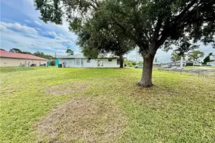 101 Curtis Ave N, Lehigh Acres, FL 33971 - Photo 29