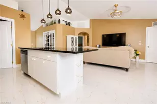 507 Diplomat Pkwy E, Cape Coral, FL 33909 - Photo 11