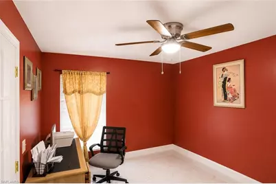 507 Diplomat Pkwy E, Cape Coral, FL 33909 - Photo 5