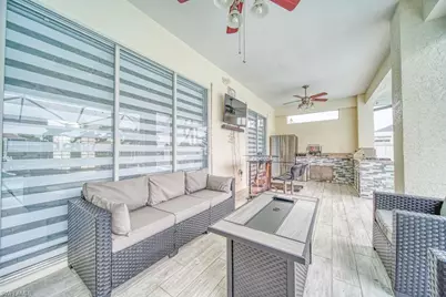946 SE 23rd Pl, Cape Coral, FL 33990 - Photo 39