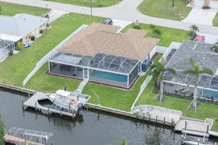 946 SE 23rd Pl, Cape Coral, FL 33990 - Photo 1