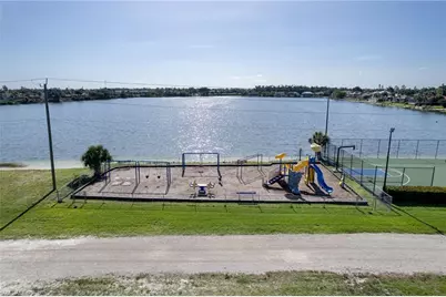 5090 Harborage Dr, Fort Myers, FL 33908 - Photo 23