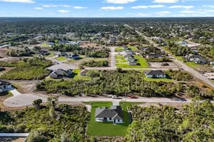 641 Camilla St E, Lehigh Acres, FL 33974 - Photo 27