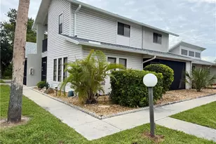 17020 Golfside Cir, Fort Myers, FL 33908 - Photo 11