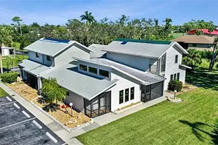 17020 Golfside Cir, Fort Myers, FL 33908 - Photo 9